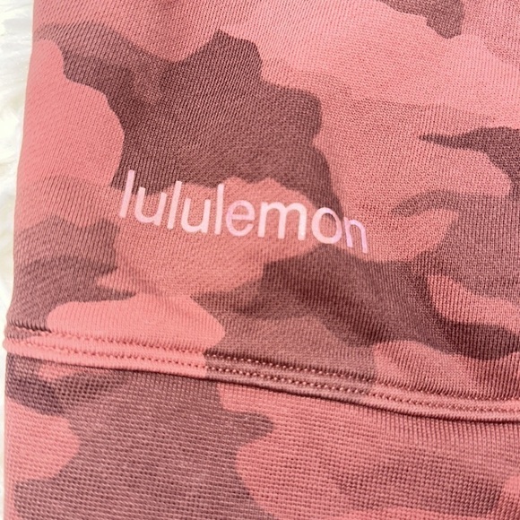 Lululemon Perfectly Oversized Crew Heritage 365 Camo Brier Rose Multi - Picture 6 of 6